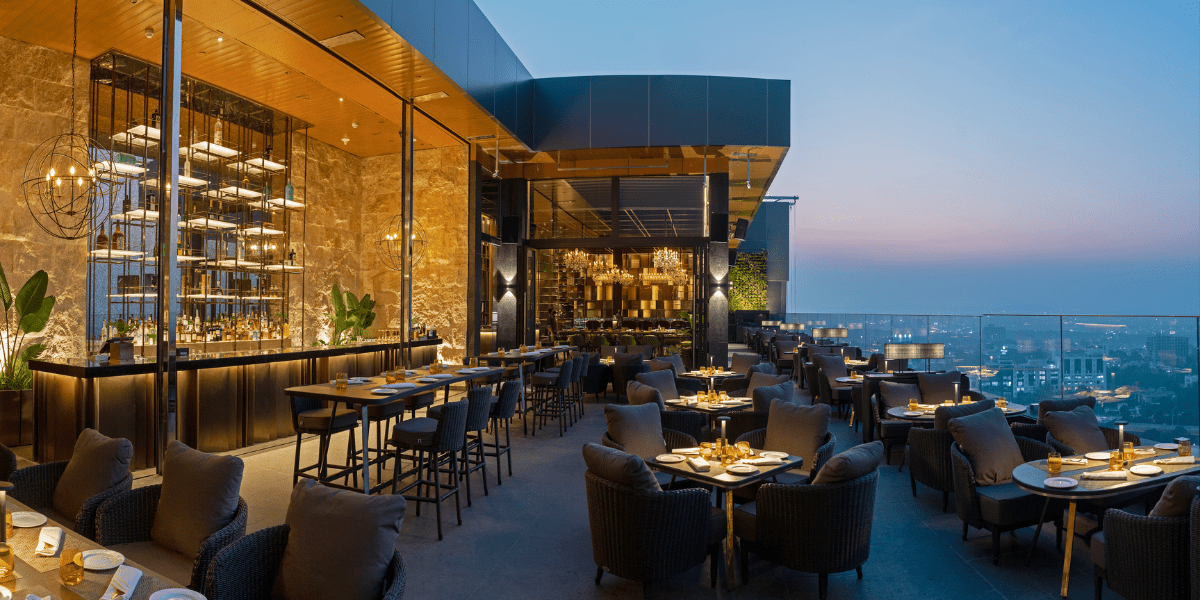 Best Italian Restaurant Rooftop Bar, Rooftop Restaurant, Italian Restaurant, Italian Food